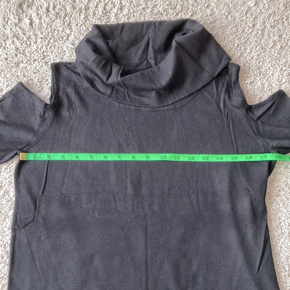 Buffalo | Cold Shoulder Sweater - Picture 2 of 8